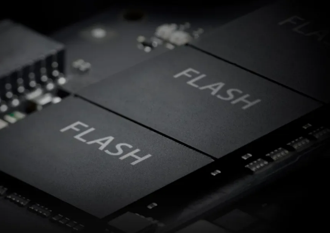 AI引爆“内存荒”，存储芯片短缺至2028年