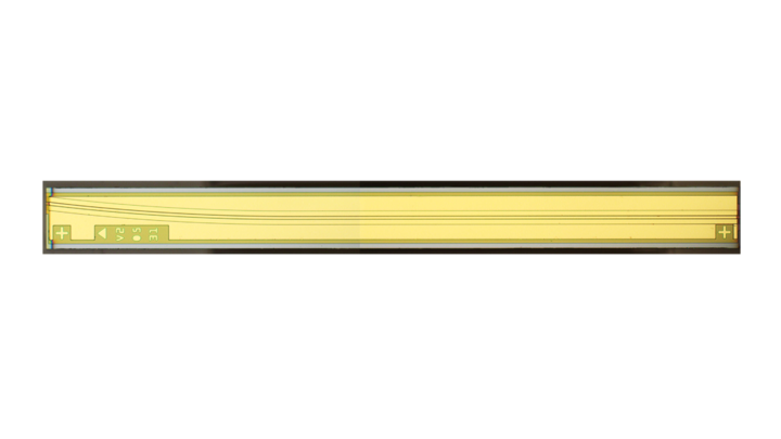 超越传统极限：Coherent高意激光器实现400mW功率与-145dB噪声