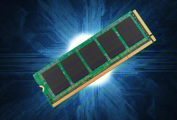 存储危机全面爆发！HDD交付周期逾两年，QLC NAND产能遭抢空