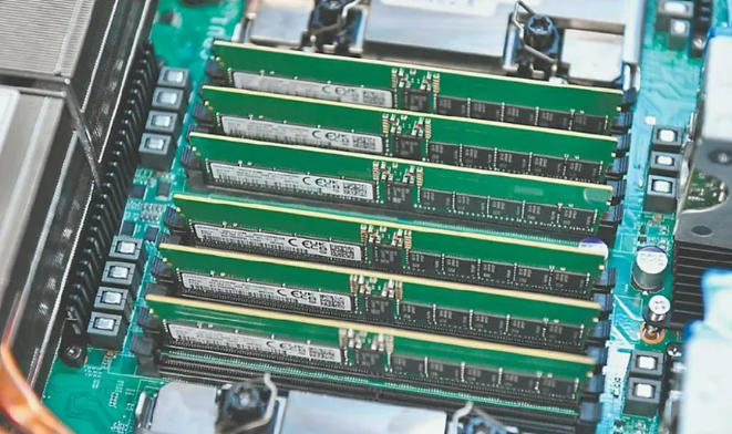 库存告急！三大厂锁定60%毛利底线，DRAM价格还要疯涨
