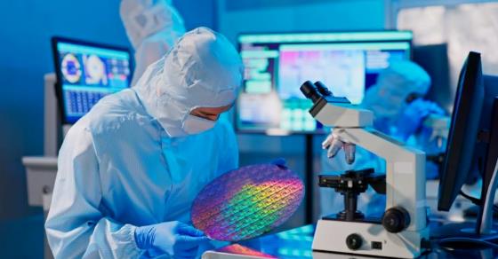 原厂调涨价格，DDR5需求超预期