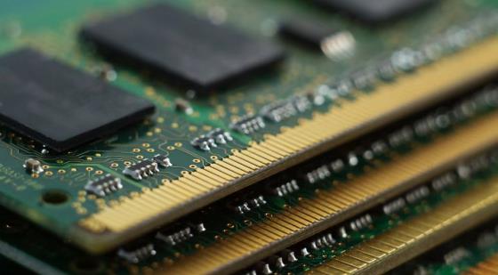 DDR4价格或飙20%：存储市场结构性短缺持续发酵